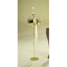 Candelabra Base, Aisle
